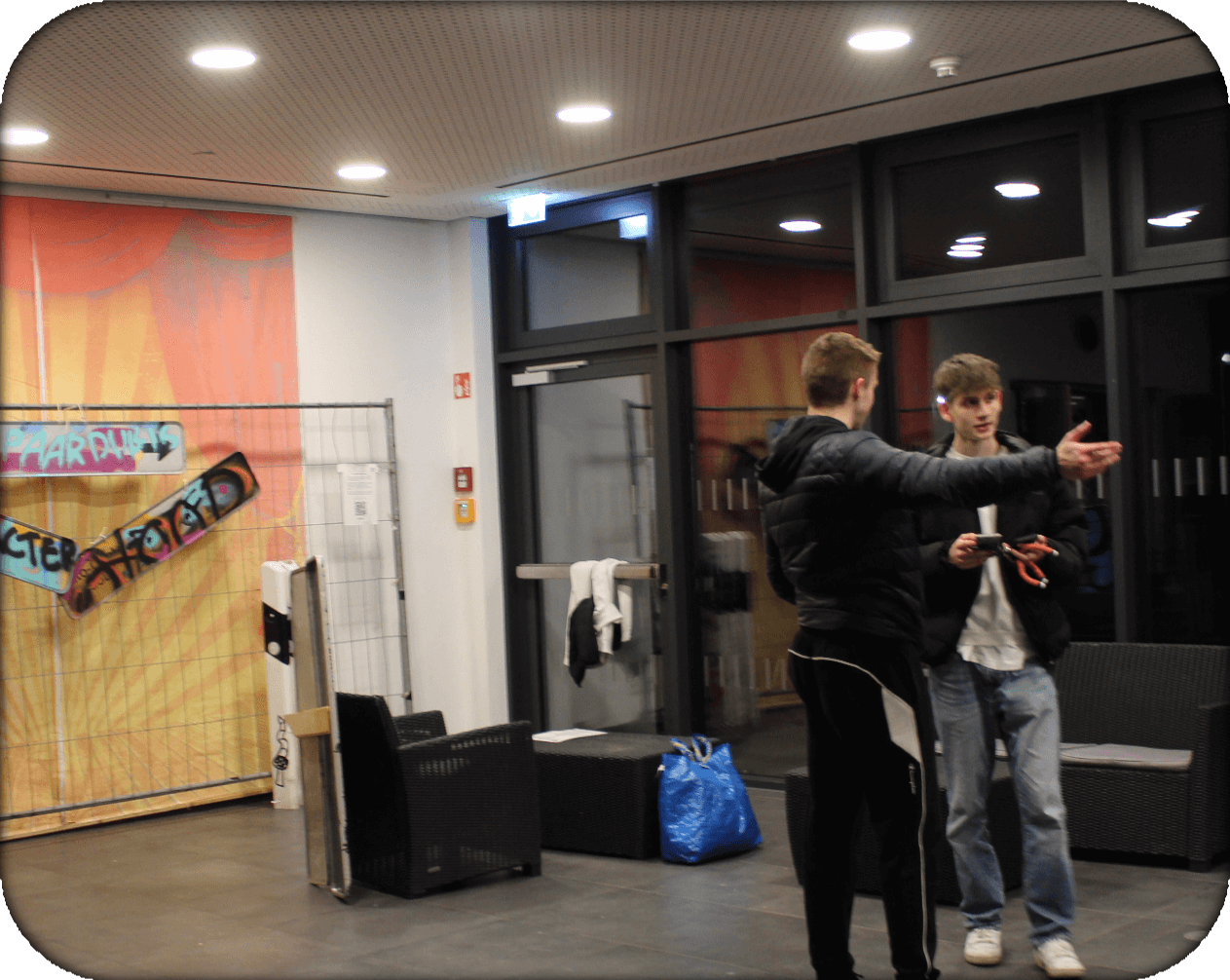 Konstruktive Debatte beim Neo Festivals Team